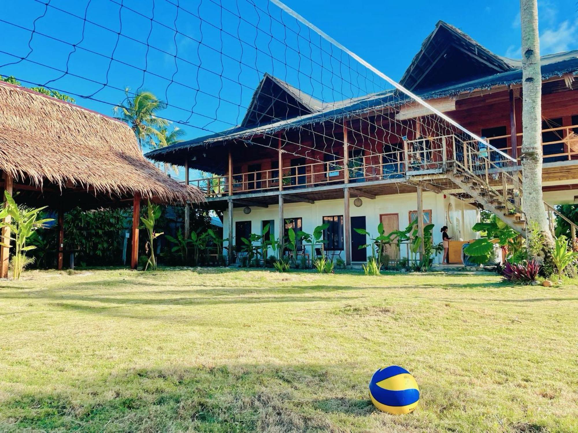 Siargao Sunflower Suites General Luna  Esterno foto