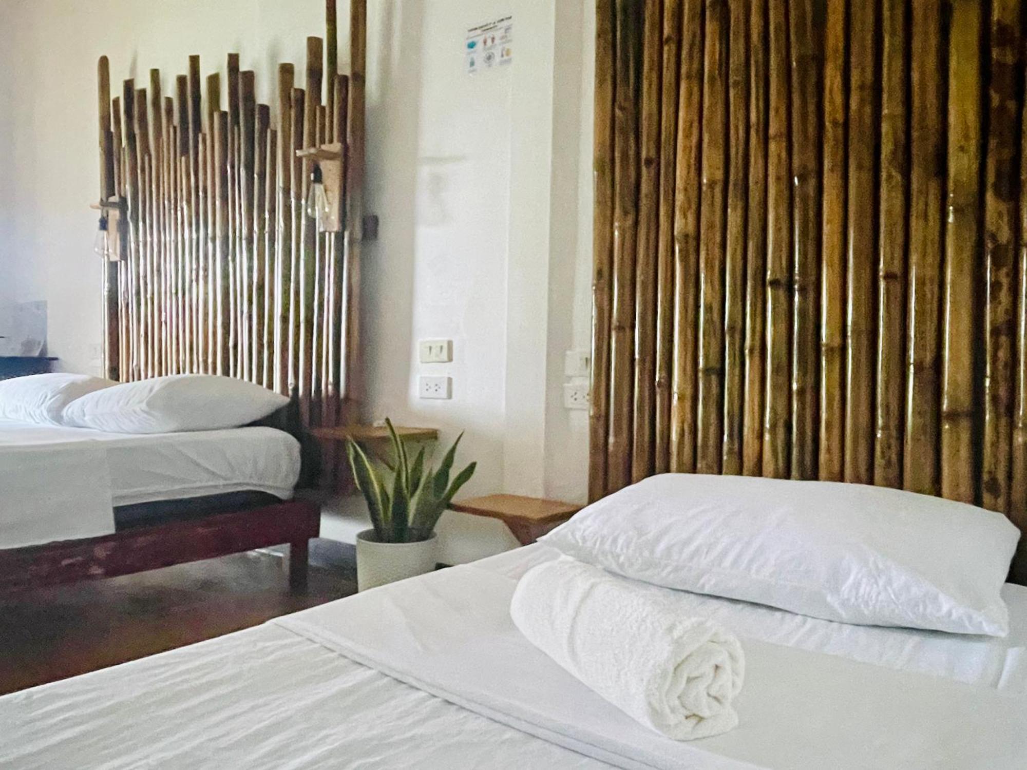 Siargao Sunflower Suites General Luna  Esterno foto