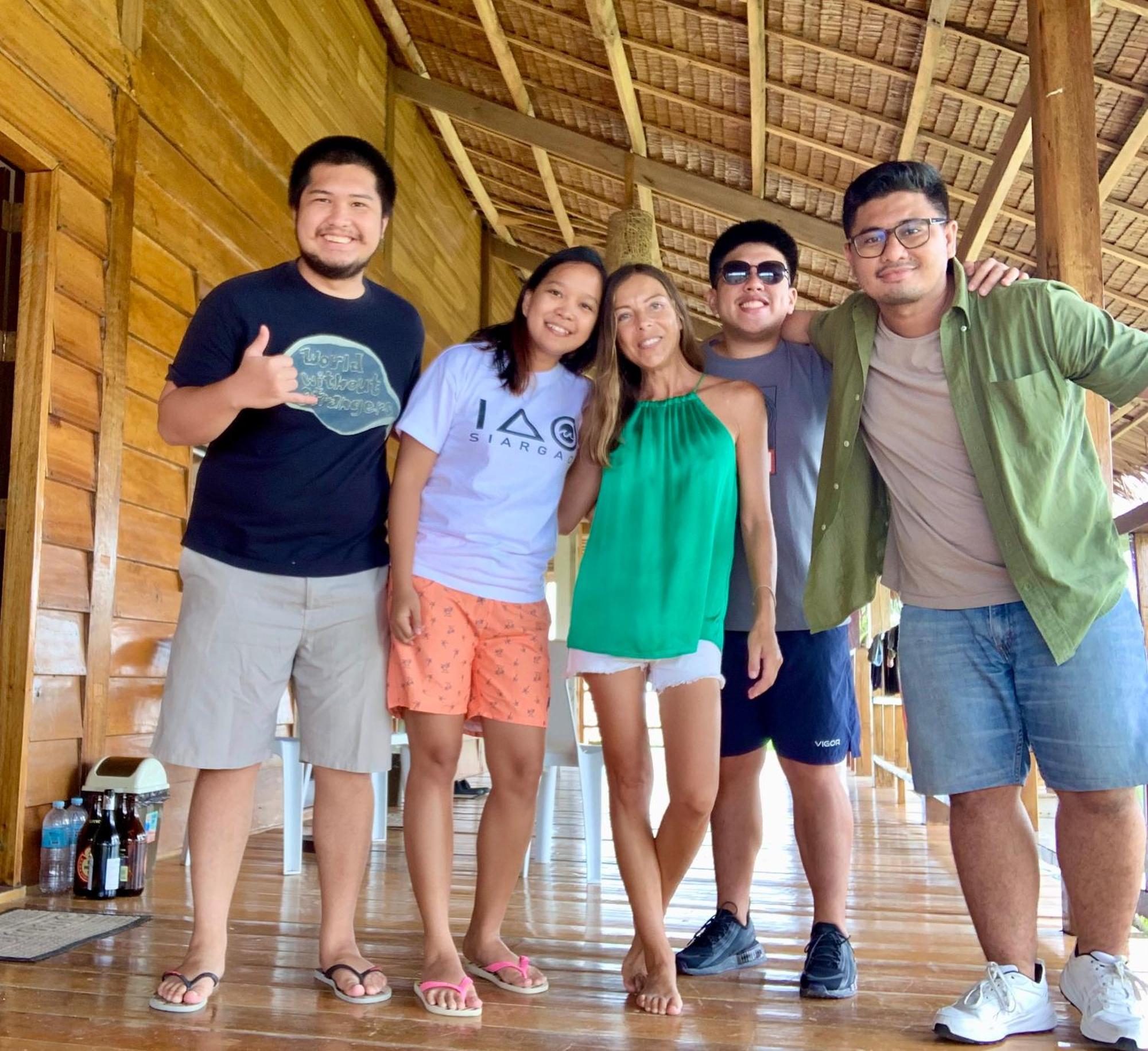 Siargao Sunflower Suites General Luna  Esterno foto