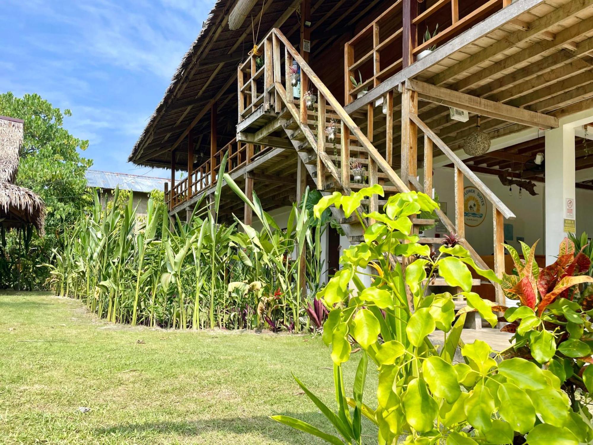 Siargao Sunflower Suites General Luna  Esterno foto