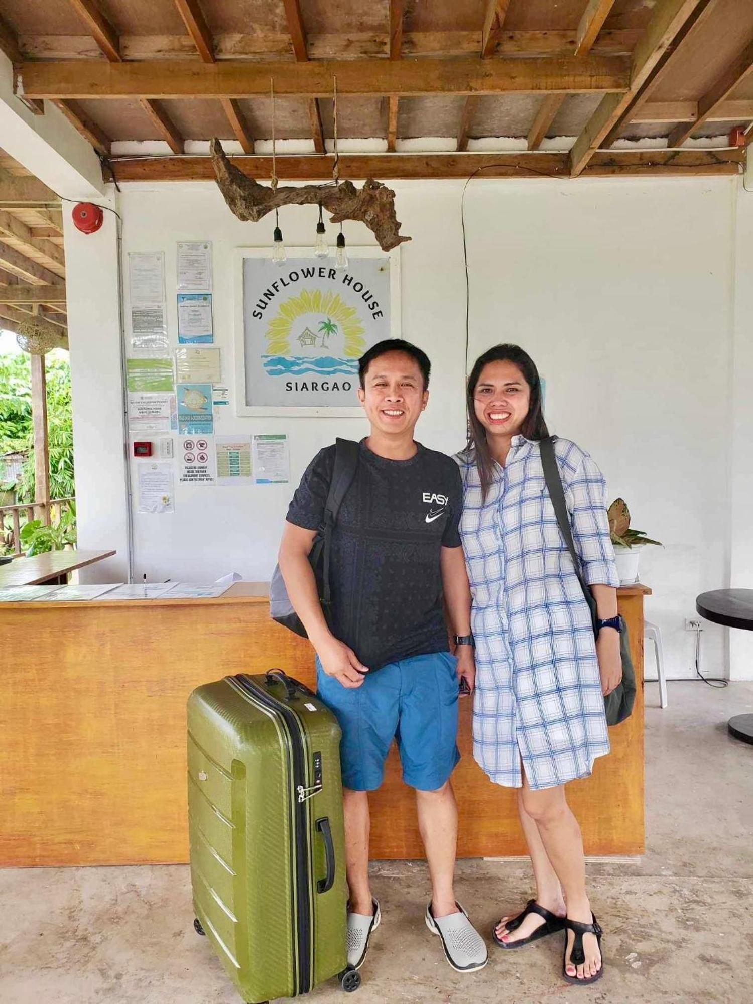 Siargao Sunflower Suites General Luna  Esterno foto