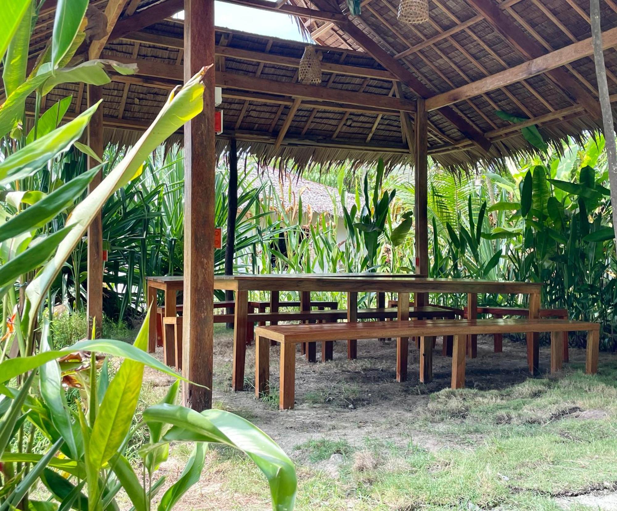 Siargao Sunflower Suites General Luna  Esterno foto
